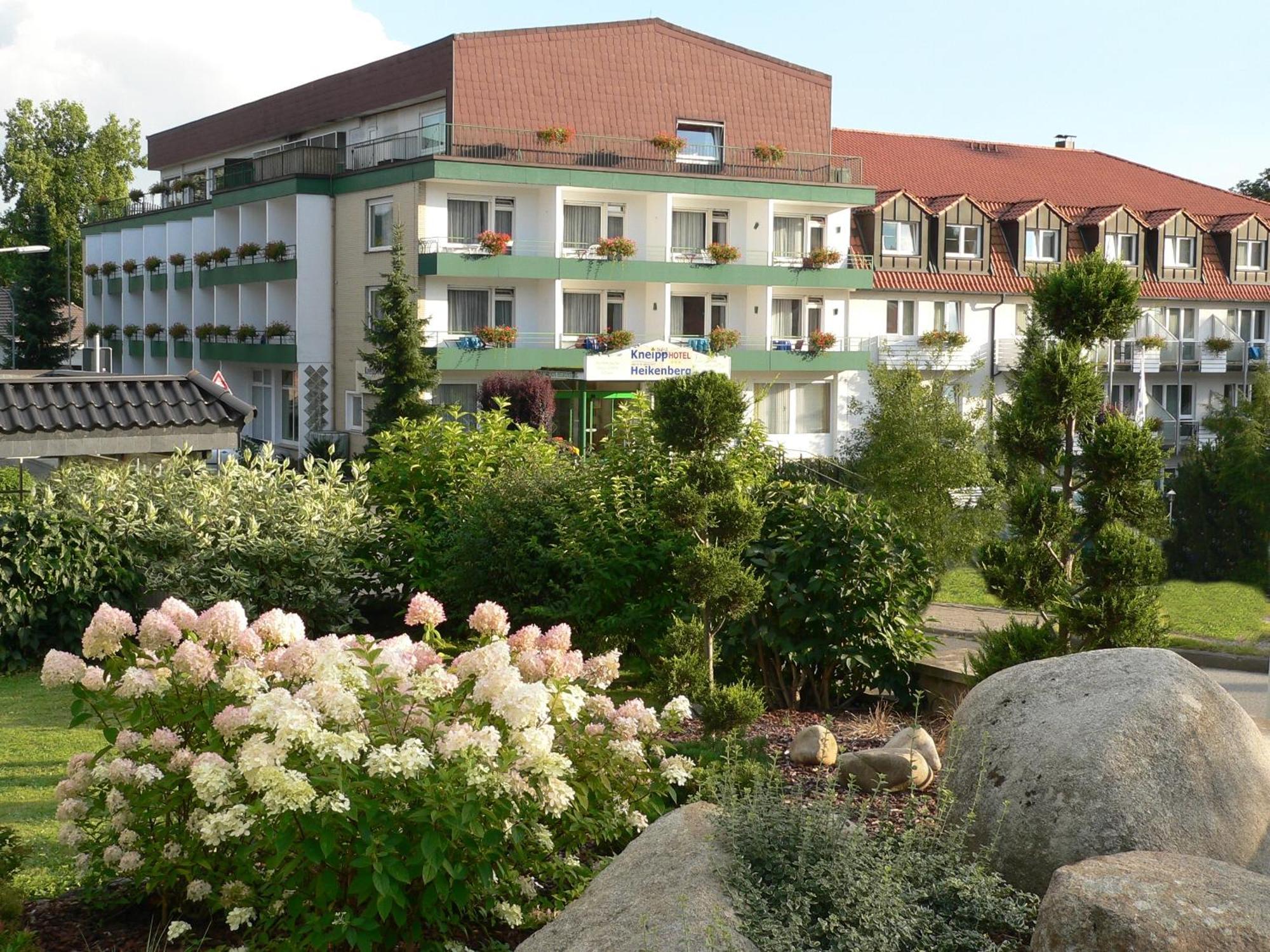 Hotel Heikenberg Бад Лаутерберг Екстериор снимка