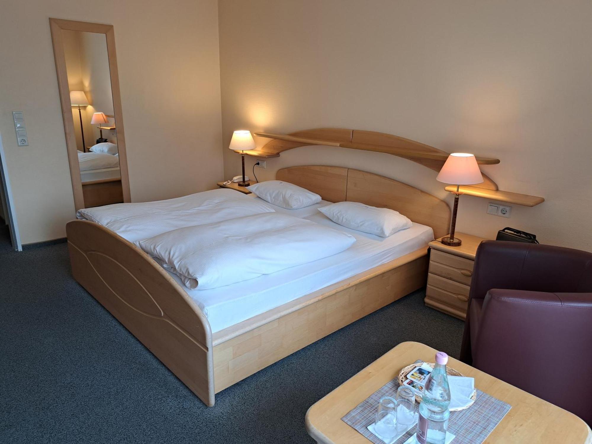 Hotel Heikenberg Бад Лаутерберг Екстериор снимка