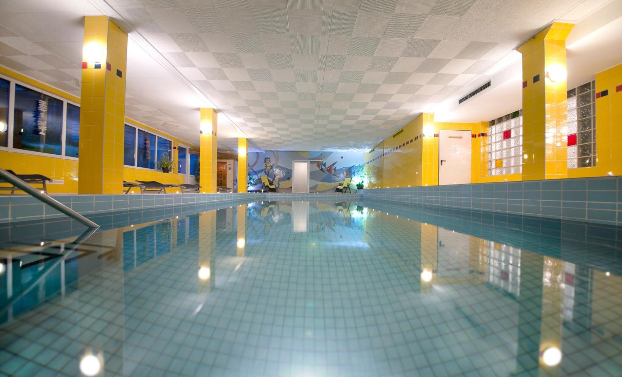 Hotel Heikenberg Бад Лаутерберг Екстериор снимка