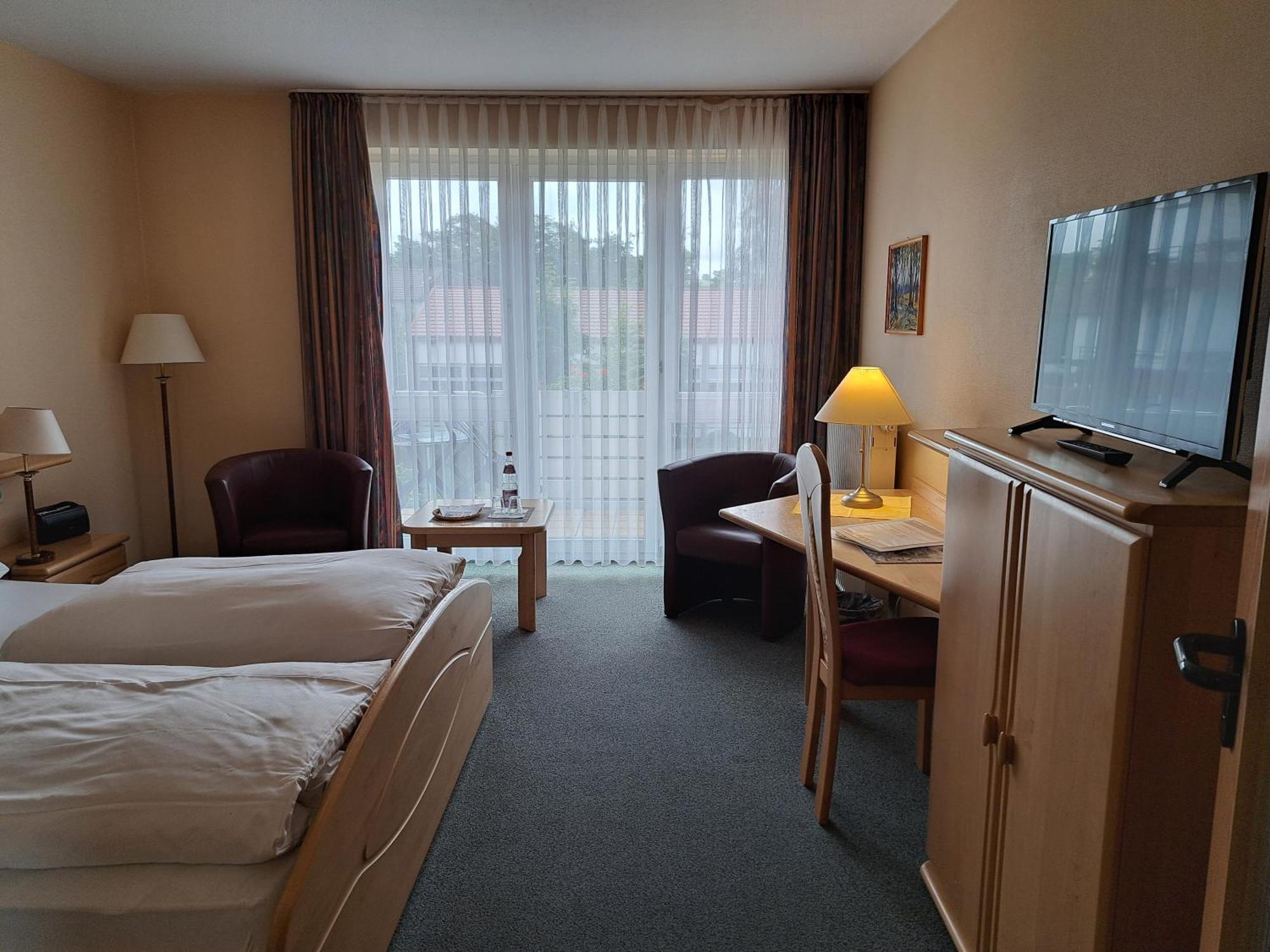 Hotel Heikenberg Бад Лаутерберг Екстериор снимка